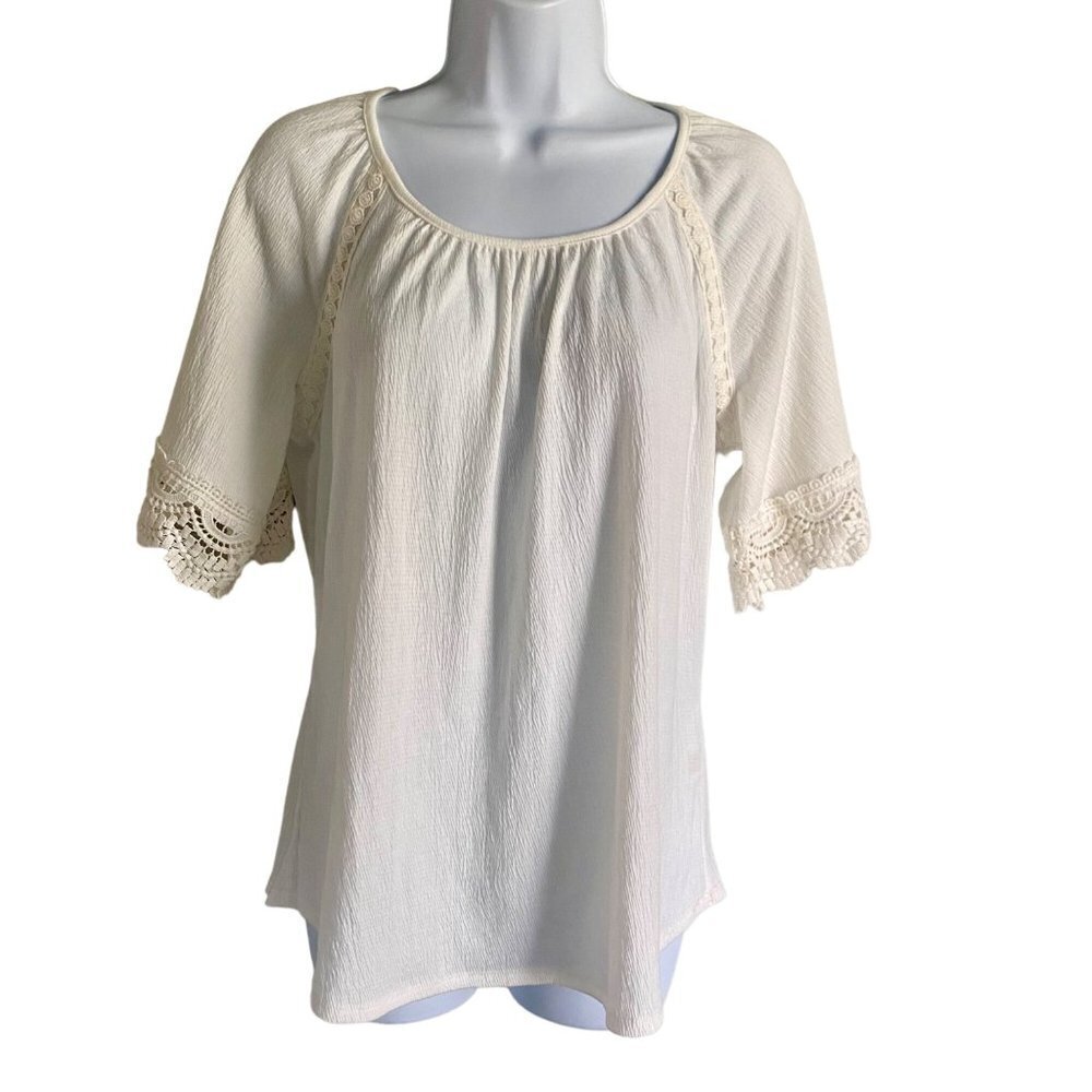 Cure White Cotton Top Embroidered Accents and Detailed Sleeves Women's Medium